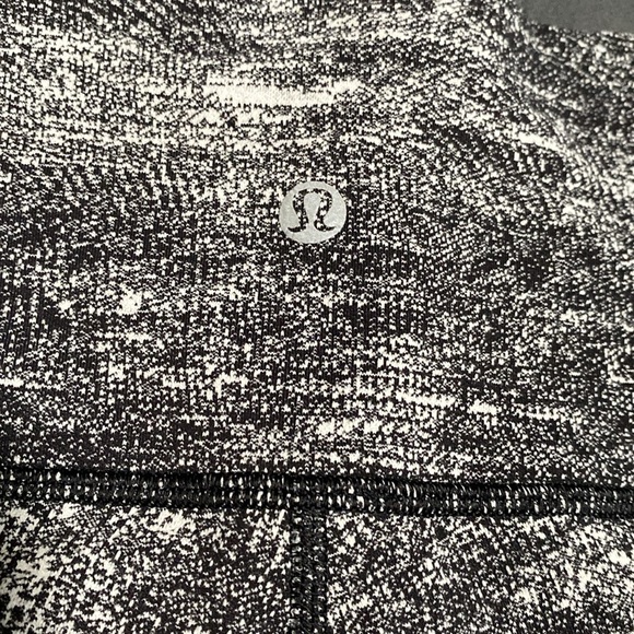 Lululemon Wunder Under Crop Hi-Rise 21" - Picture 7 of 11